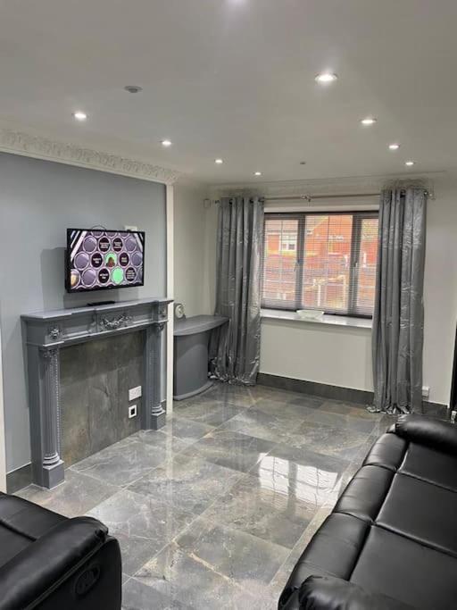 2 Bed House Sleeps 4-5 Villa Liverpool Exterior photo